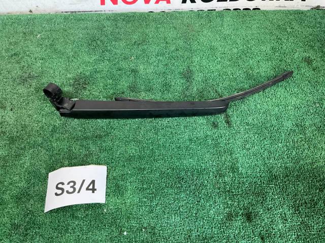 Рычаг-поводок дворника заднего стекла 4M0955407A1P9 VAG