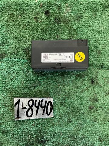 USB-разветвитель 4N0035722 VAG
