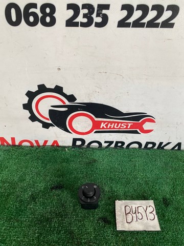VAG 5E0959565C Регулятор зеркал в наличии Павлоград