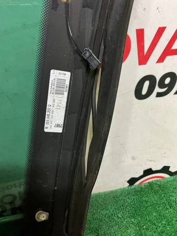 VAG 5E9845297Q Стекло кузова (багажного отсека) левое в наличии Николаев