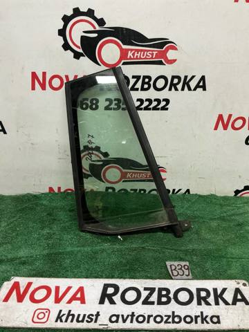 Стекло-форточка двери, задней, правой 5G9845214B VAG