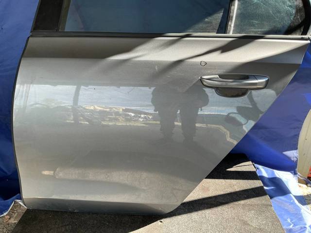 VAG 5K6833055K Дверь задняя левая в наличии Сумы