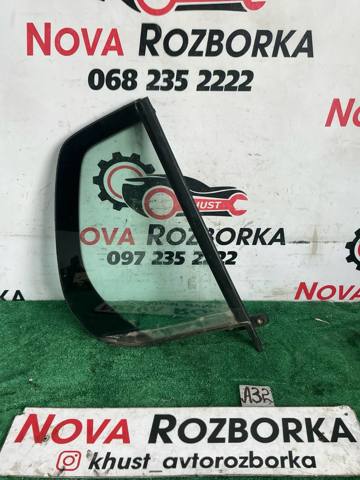 Форточка двери треугольник, задней, правой 5K6845214E VAG