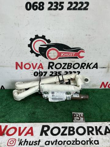 Шторка боковая правая 5K6880742F VAG