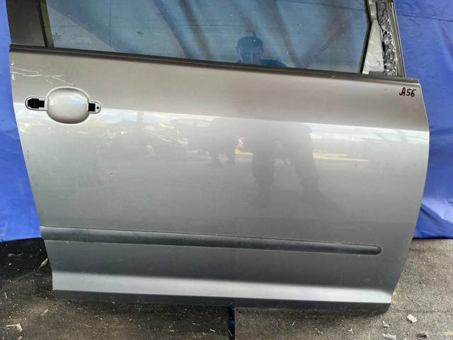 5M0831106E VAG Панель-щека двери передней правой купить в Ужгород