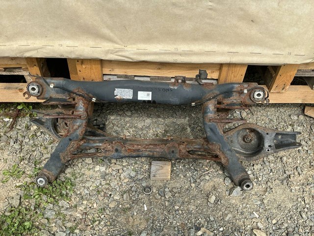 Крабобалка задней подвески 5N0505235AE VAG