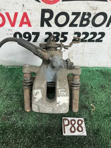 Задний левый суппорт 5Q0615423A VAG