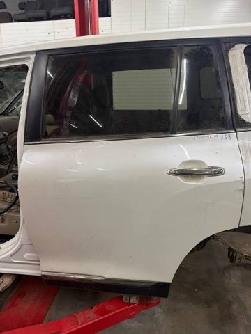 Задняя левая дверь 6700448110 TOYOTA
