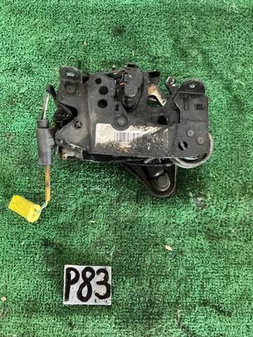 Замок капота, левый 7184441 BMW