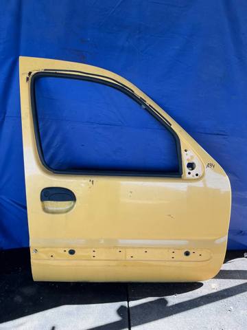 Пассажирская передняя дверь 7751468942 RENAULT