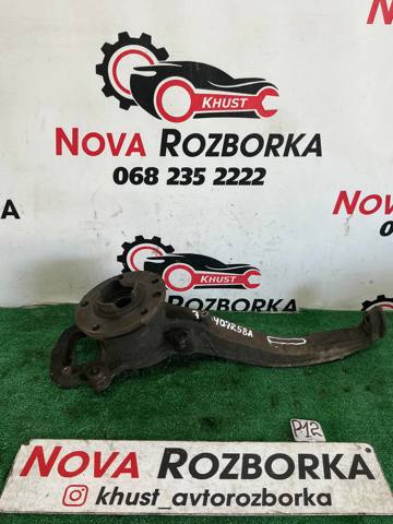 Цапфа поворотная правая 7L0407258A VAG