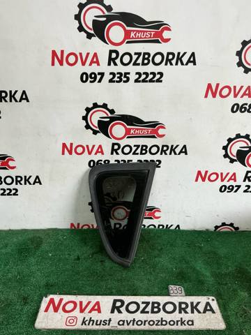 Стекло-форточка двери, задней, правой 878202K000 HYUNDAI