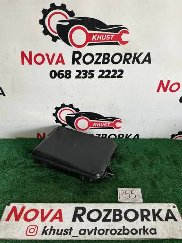 Корпус блока предохранителей 8D0927355A VAG