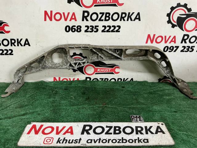 Балка крепления двигателя 8K0199521Q VAG