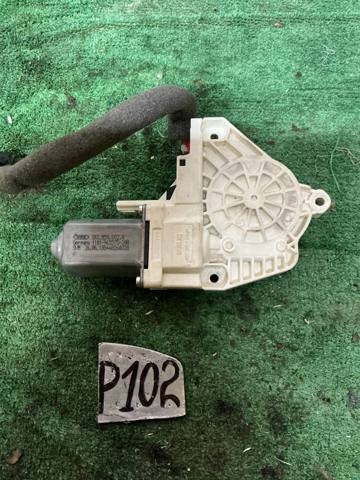 Мотор стеклоподъемника двери передней, правой 8K0959802A VAG