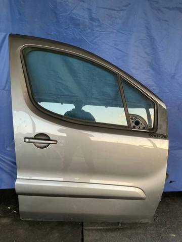 Пассажирская передняя дверь 9004Z6 PEUGEOT