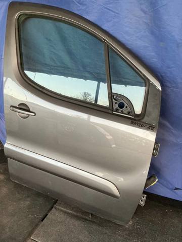 9004Z6 PEUGEOT Дверь передняя правая купить в Николаев
