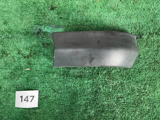 Накладка под задний фонарь, левый 90597595 GM