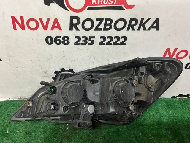 HYUNDAI 921021H070 Фара правая в наличии Тернополь