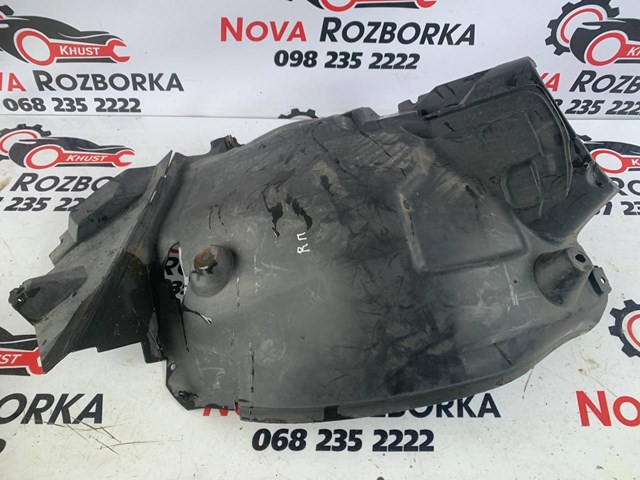 Подкрылок переднего крыла, правый задний A2046902830 MERCEDES