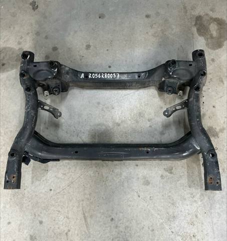 Передняя балка A2056280057 MERCEDES