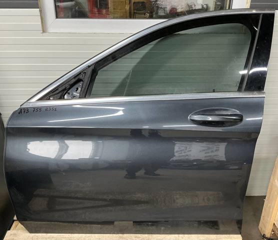 Двери A2057200105 MERCEDES