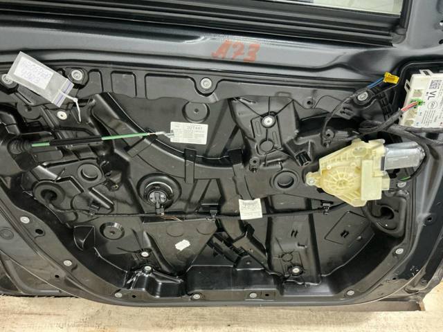 Механизм стеклоподъемника водительской двери A2057204923 MERCEDES