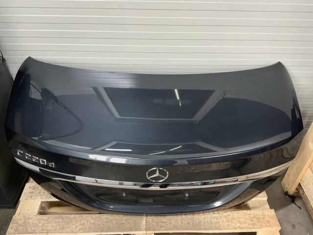 Крышка багажника A2057502400 MERCEDES