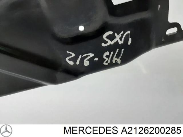 Крепление фары передней, правой A2126200285 MERCEDES