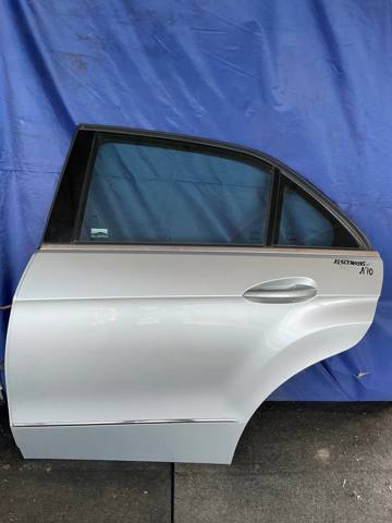 Дверь задняя A2127300105 MERCEDES