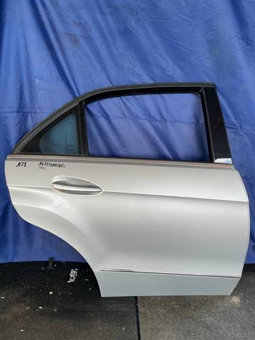 Дверь задняя в сборе A2127300205 MERCEDES