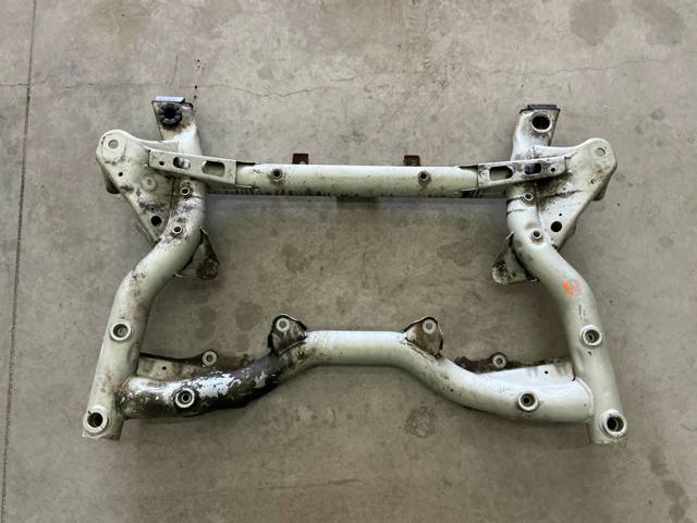 Балка передней подвески A2186280157 MERCEDES