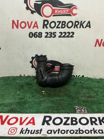 Патрубок воздушный, выход воздушного фильтра A6510900337 MERCEDES