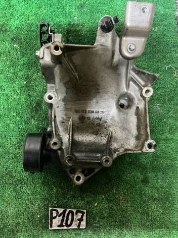 Кронштейн компрессора кондиционера A6512340339 MERCEDES