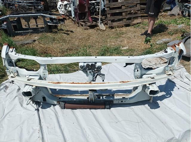 NISSAN 625002J030 Рамка радиатора в наличии Ужгород