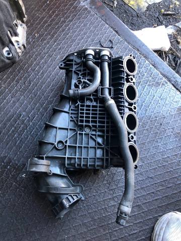Впускной коллектор 11618603914 BMW