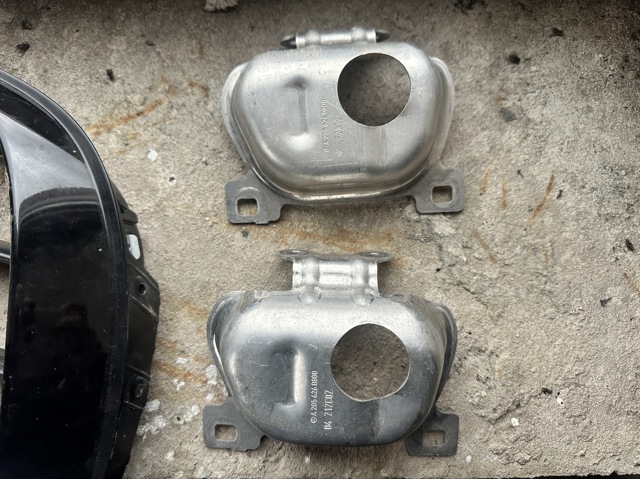 MERCEDES A2056260800 Кронштейн усилителя переднего бампера в наличии Павлоград