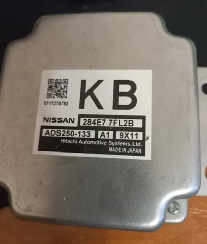 284E77FL2B Nissan