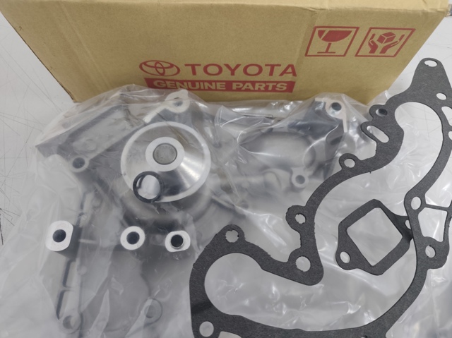 Помпа охлаждения 1610059276 TOYOTA