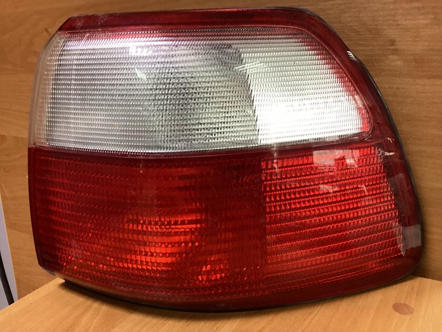 Фонарь задний правый, внешний 62215 OPEL