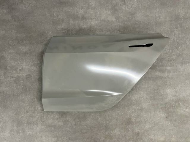 TESLA 1081440E0C Дверь задняя правая в наличии Николаев