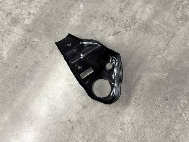 BMW 41007492365 Кронштейн крепления крыла  переднего левого верхний в наличии Одесса