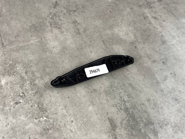 BMW 51117294679 Кронштейн крепления крыла переднего левого передний в наличии Ужгород