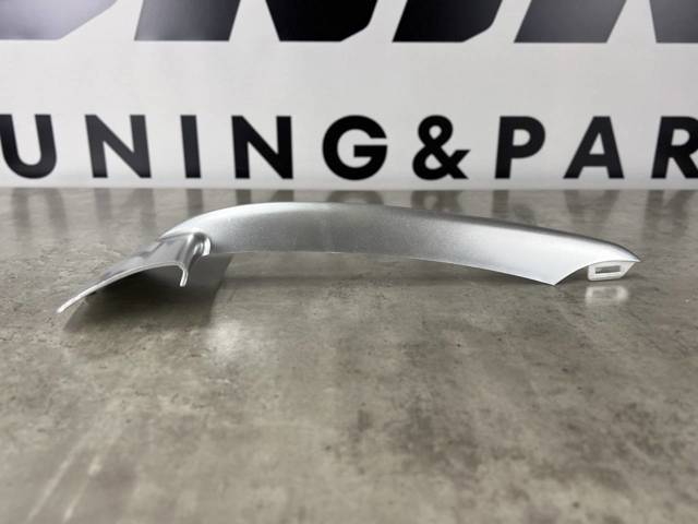 51117303114 BMW Молдинг решетки бампера переднего правый купить в Павлоград