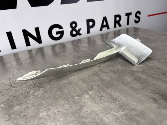 51117303114 BMW Молдинг решетки бампера переднего правый купить в Одесса