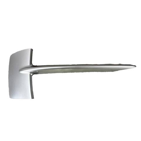 Молдинг решетки бампера переднего правый 51117303114 BMW