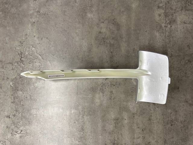 51117303114 Молдинг решетки бампера переднего правый купить Черкассы