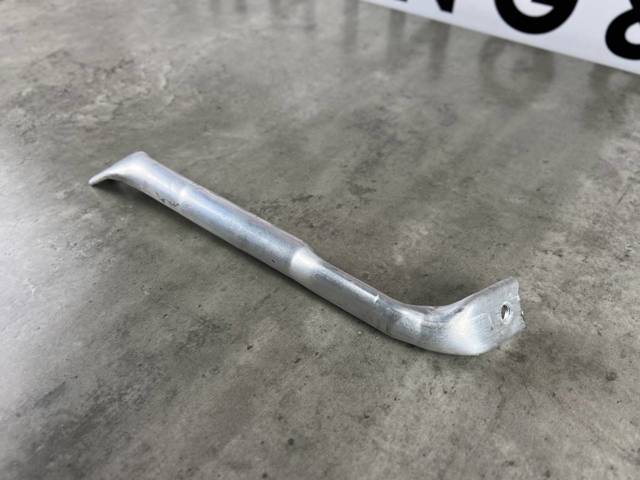 BMW 51117308057 Распорка передних стоек подвески левая в наличии Полтава