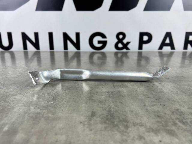 BMW 51117308058 Распорка передних стоек подвески правая в наличии Полтава