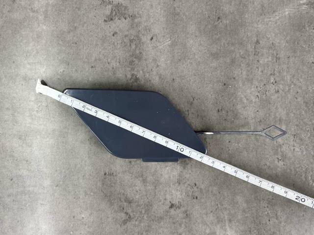 51117332667 Заглушка бампера буксировочного крюка передняя купить Запорожье